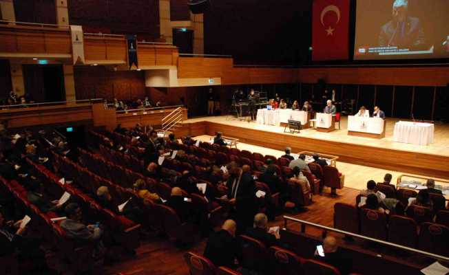 İzmir Büyükşehir Belediye Meclisi’nde Urla tartışması