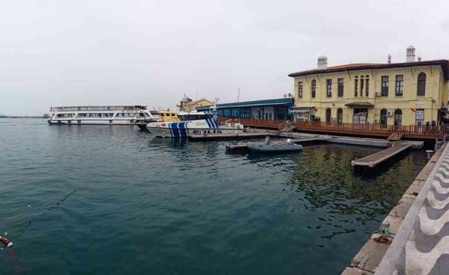 İzmir’de deniz ulaşımı normal seyrinde sürüyor