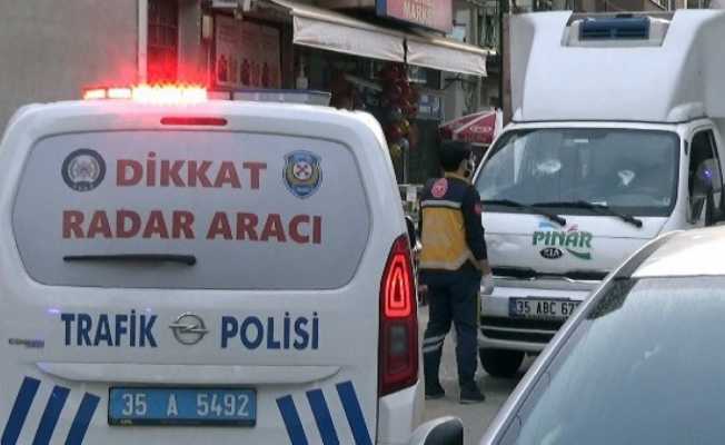 İzmir’de kamyonetin çarptığı 3 yaşındaki çocuk hayatını kaybetti