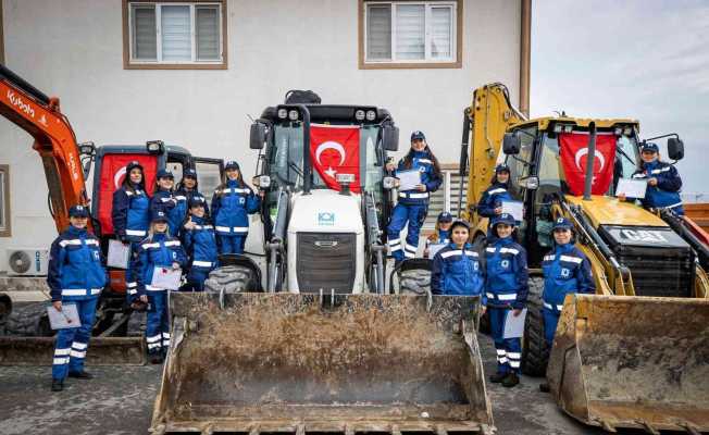 İzmir’in altyapısı kadın emeği ile örülecek