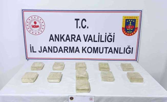 Jandarmanın operasyonlarında 5 kilo 500 gram eroin ele geçirildi