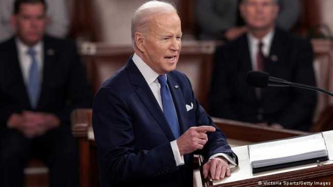 Joe Biden, ABD ve müttefik ülkelerin Rusya’nın ticaret statüsünü iptal edeceğini söyledi