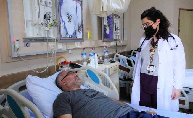 Kalbinde delik olduğunu 46 yaşında öğrendi