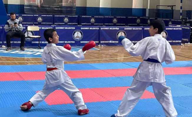 Karatenin şampiyonları Şahinbey’de belirlendi