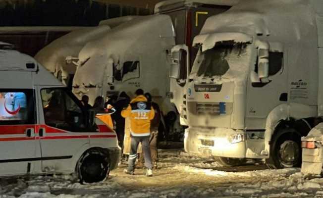 Kayıp olarak aranıyordu 30 saat sonra tırın içinde ölü bulundu