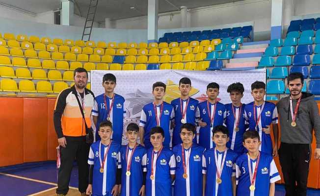 Kayseri Analig Kız ve Erkek takımları çeyrek finale yükseldi