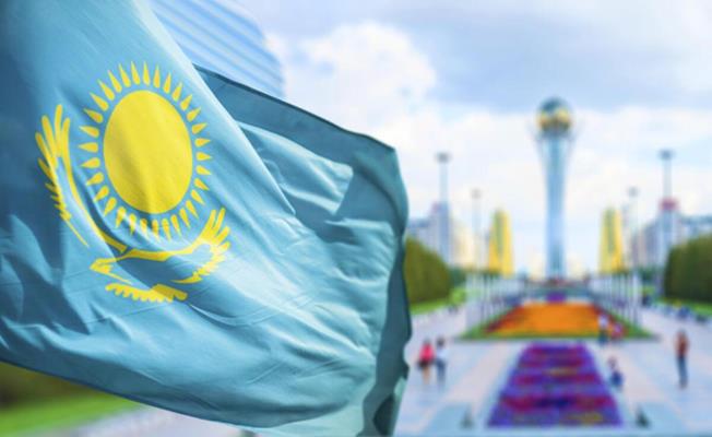 Kazakistan’da iktidar partisi Nur Otan’ın ismi Amanat olarak değişti