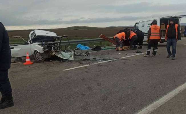Keşan-Enez karayolunda kaza: 1 ölü 2 yaralı