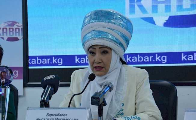 Kırgızistan’da Erdoğan’a “Yılın Adamı” ödülü