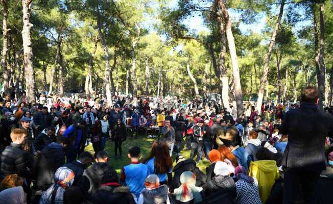 Konyaaltı Belediyesi’nin Hamsi ve Kuymak Şenliği’ne yoğun ilgi