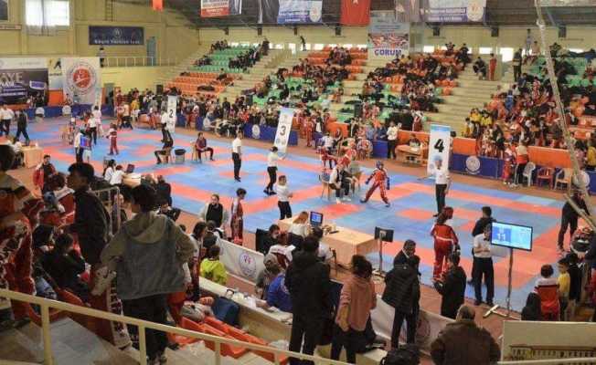 Kütahyalı sporcu, Çorum’dan gümüş madalya ile döndü