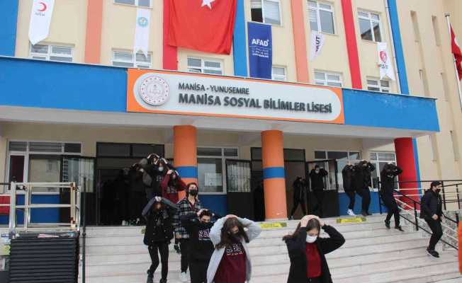 Manisa’da deprem anında en güvenli yerler okullar olacak