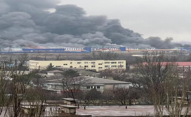 Mariupol Rus askerlerinin kuşatması altında