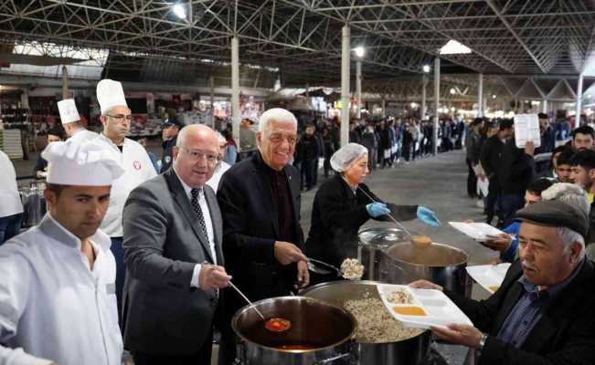 Menteşe Belediyesi her gün 3 bin kişilik iftar yemeği verecek