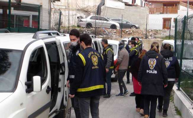 Menteşe ve Ula’da fuhuş operasyonu