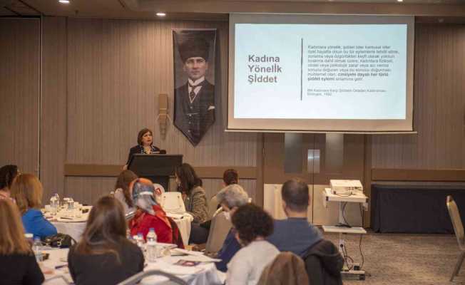 Mersin’de ’kadına yönelik şiddet’ konuşuldu