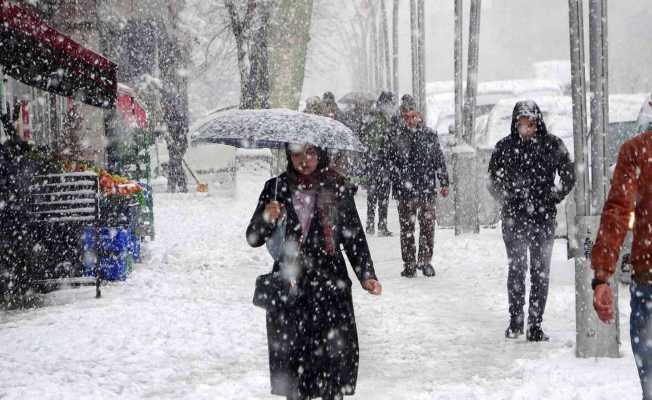 Muş’ta 47 köy yolu ulaşıma kapandı