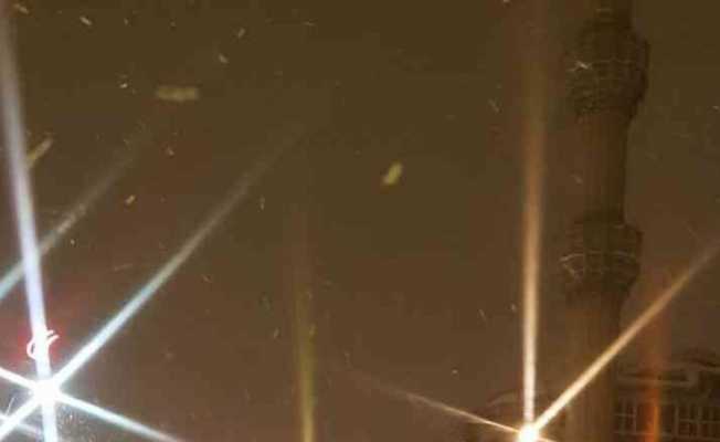 Nevşehir’de kar temizliği ve tuzlama çalışmaları devam ediyor