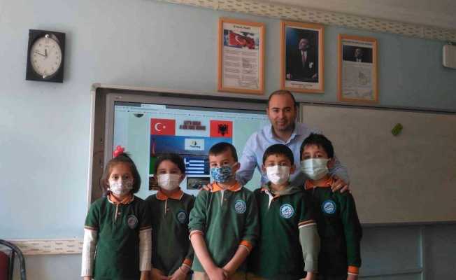 Öğrenciler kültür köprüsü kuruyor