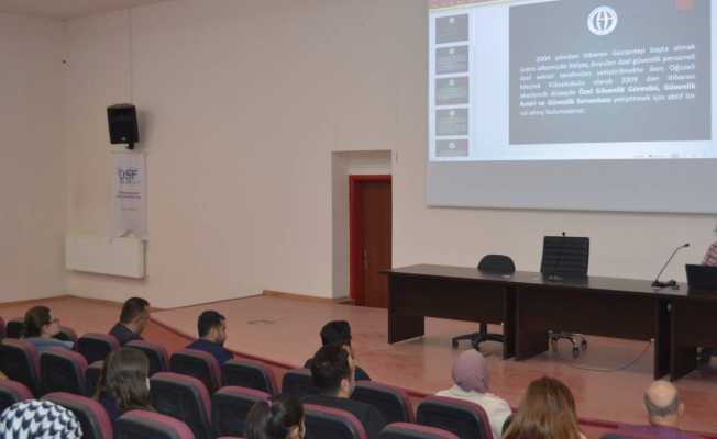 Oğuzeli meslek yüksekokulunda kariyer günleri etkinliği