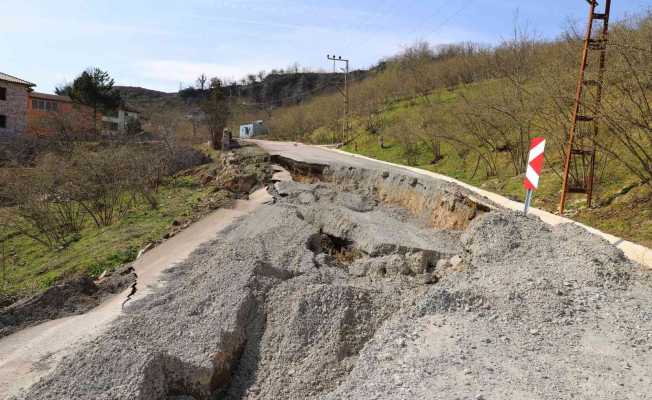 Ordu’da 256 yol ağında heyelan meydana geldi