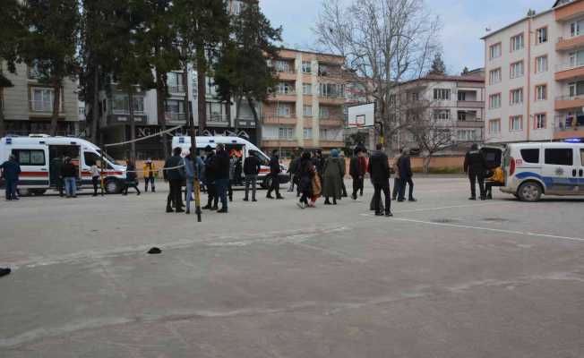 Ordu’da bisiklet yüzünden bıçaklı kavga: 1’i müdür yardımcısı 3 yaralı