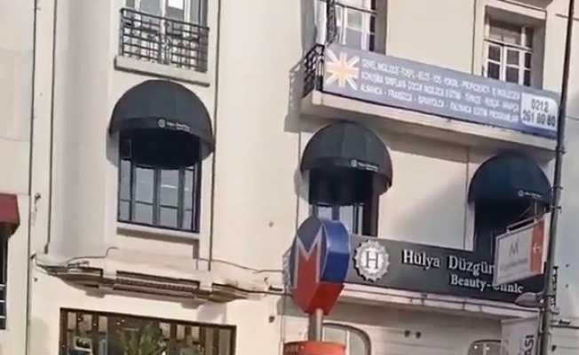 Osmanbey’de trafikte kavga kamerada
