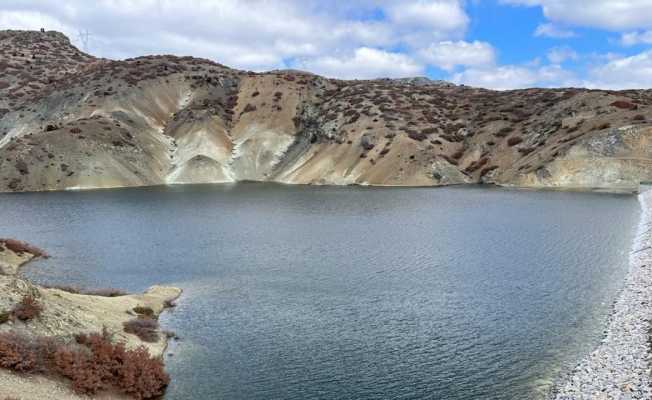 (ÖZEL) Su taşıyarak göletlerini yüzde 100 doldurdular