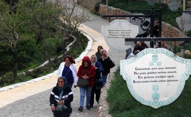 Özlem ve hasretin dile geldiği Mani Yolu