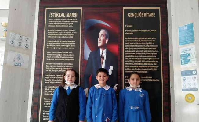 Pazarlar’da İstiklal Marşını Ezbere Okuma Yarışması