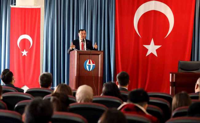 Prof. Dr. Çetin: “İstiklal Marşı’mızı anlamaya dönük çalışmalar yapılmalı”