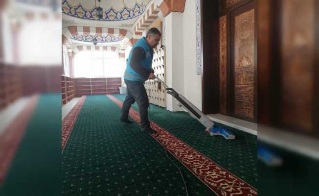 Pursaklar’da camiler Ramazan ayına hazırlanıyor