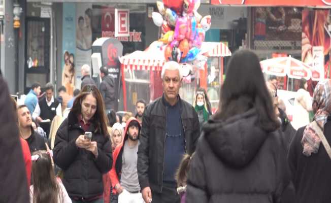 Ramazan öncesi şehrin simgesi Milli kuvvetler caddesi’nde yoğunluk