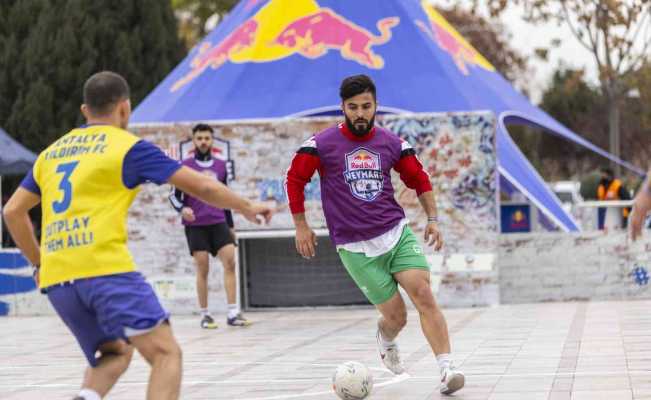 Red Bull Neymar Jr.’s Five’ta ilk eleme Adana’da