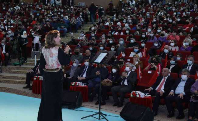 Sağlık çalışanları için Azerin konseri