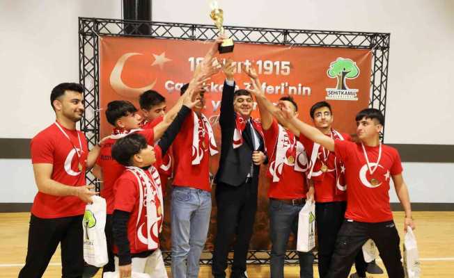 Şanlı zaferin yıldönümünde ay yıldızlı çoşku