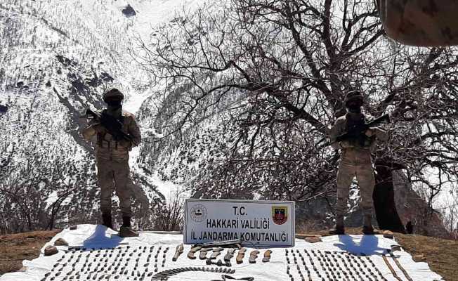 Şemdinli’de silah ve mühimmat bulundu