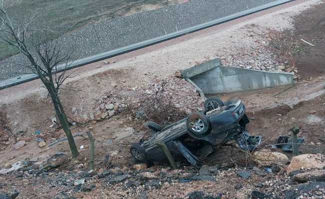 Siirt’te otomobil şarampole yuvarlandı: 1 yaralı