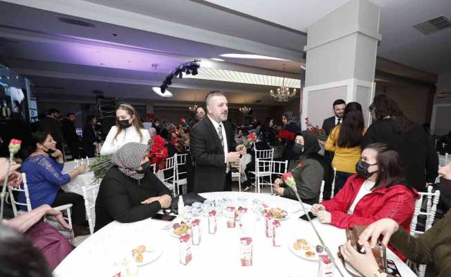 Sincanlı kadınlar Kadınlar Günü’nü kutladı