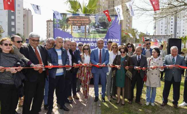 Şirazi Türk İran Dostluk Parkı törenle açıldı