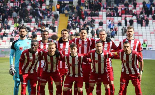 Sivasspor’un Adana kafilesi belli oldu