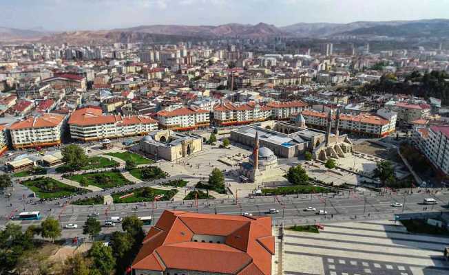 Sivas’ta yaşlı nüfus artıyor