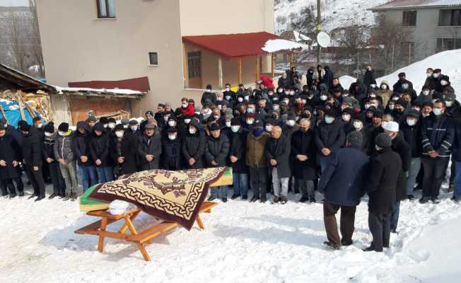 Soba faciasında hayatını kaybeden yaşlı çift toprağa verildi