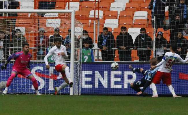 Spor Toto Süper Lig: Adana Demirspor: 0 - Sivasspor : 1 (İlk yarı)