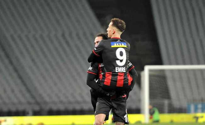 Spor Toto Süper Lig: Fatih Karagümrük: 2 - Kayserispor: 0 (İlk yarı)