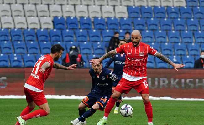 Spor Toto Süper Lig: Medipol Başakşehir: 0 - Antalyaspor: 1 (Maç sonucu)