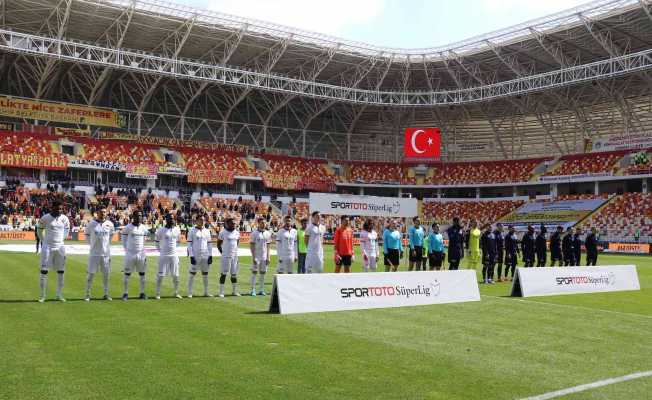 Spor Toto Süper Lig: Yeni Malatyaspor: 0 - Kasımpaşa: 0 (ilk yarı)