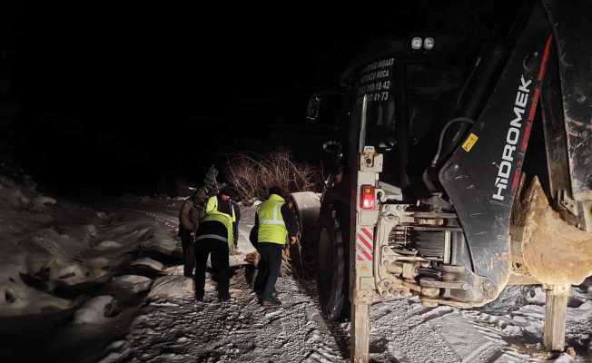 Su savaşçıları, Ilgaz eteklerinde dondurucu soğukla mücadele ediyor