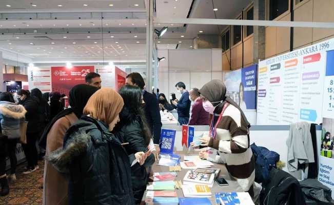 SUBÜ İstanbul’da üniversite adaylarıyla buluştu
