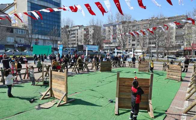 Sultangazi Belediyesi geleneksel oyunları günümüze taşıdı